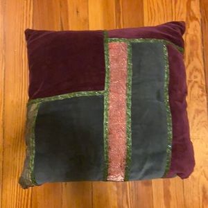 Beaded velvet decor pillow